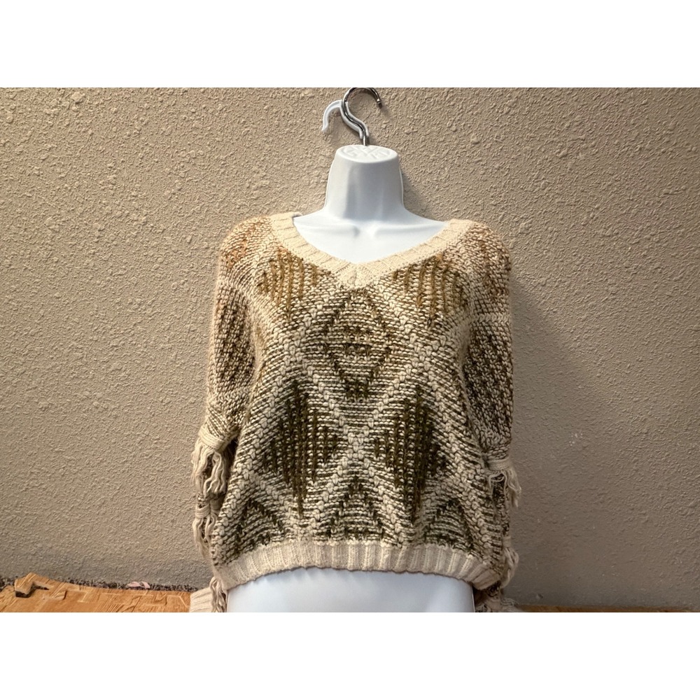 Sadie & Sage Women Boho Fringe Diamond Knit V-Neck Cropped Sweater Neutral